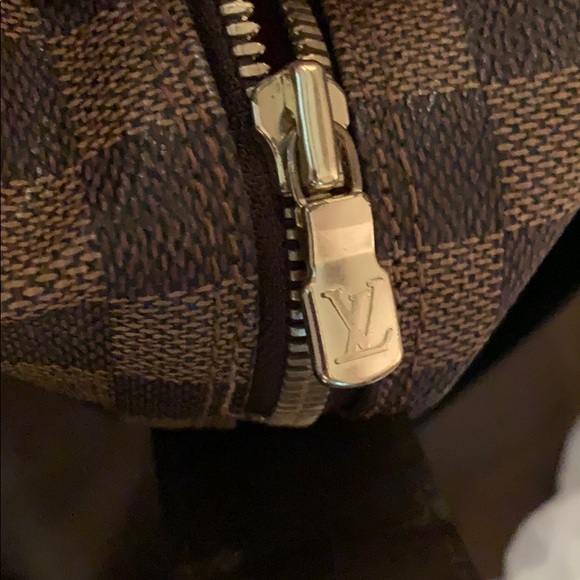 Louis Vuitton Damier Ebene Naviglio Messenger Bag - Picture 4 of 9
